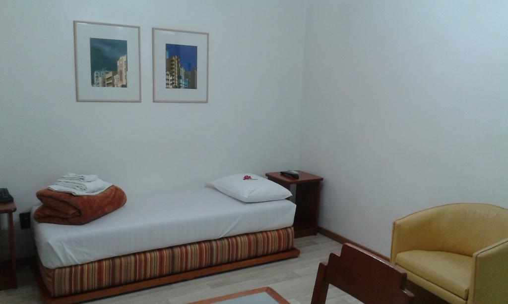 Collins Trade Hotel بورتو أليغري المظهر الخارجي الصورة