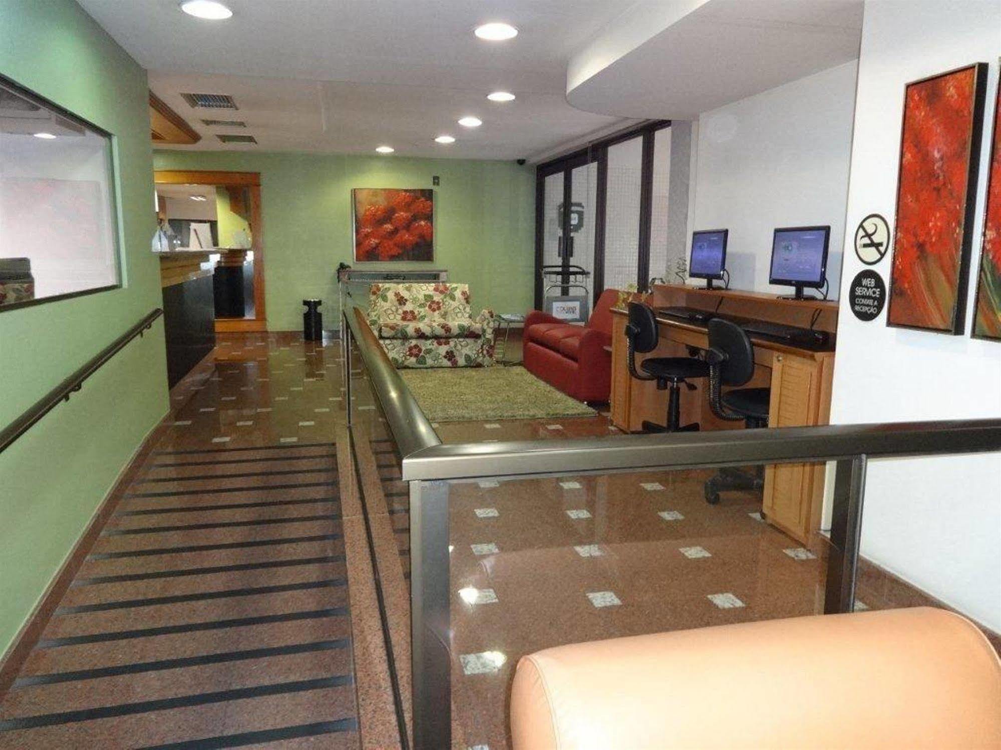 Collins Trade Hotel بورتو أليغري المظهر الخارجي الصورة